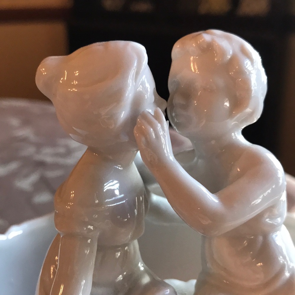 VINTAGE FIGURINE SMALL BOWL (1930s-1940s) - Picture 8 of 10